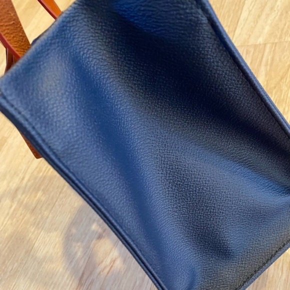 Dooney & Bourke squared blue/brown satchel - Picture 4 of 16